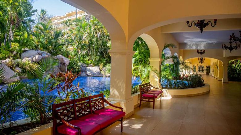 <b>Barcelo Puerto Vallarta Lobby</b>. Images powered by <a href="https://iceportal.shijigroup.com/" title="IcePortal" target="_blank">IcePortal</a>.