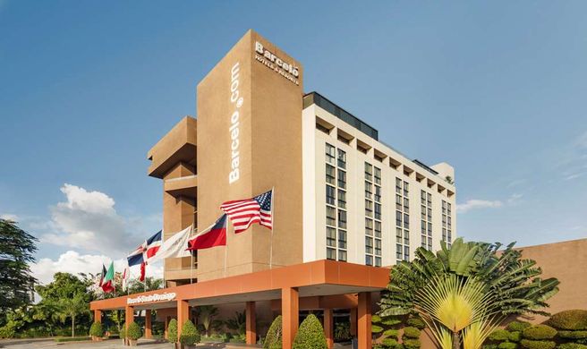 Barcelo Santo Domingo Exterior