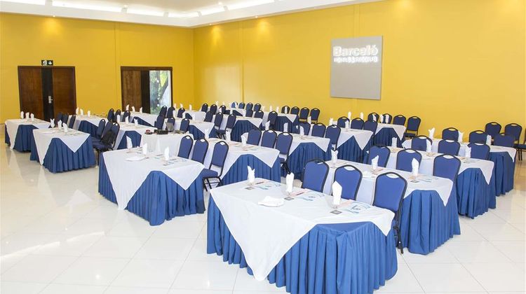 Barcelo Tambor Beach Meeting
