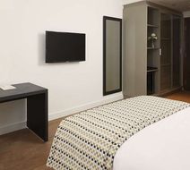 Tulip Inn Itaguai Room