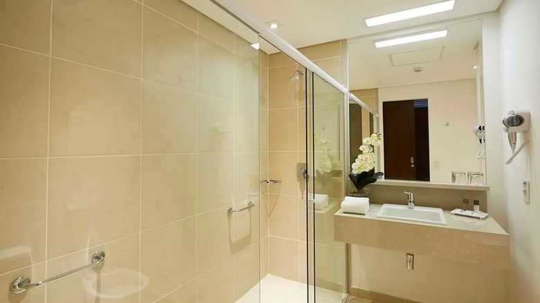 <b>Tulip Inn Itaguai Suite</b>. Images powered by <a href="https://iceportal.shijigroup.com/" title="IcePortal" target="_blank">IcePortal</a>.
