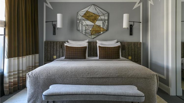 Nolinski Paris Suite