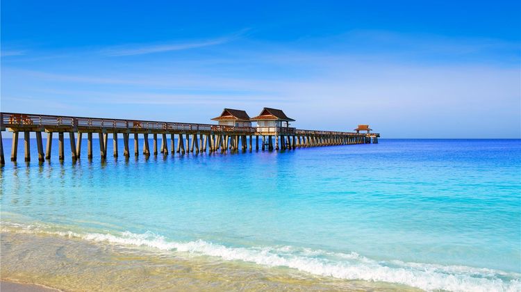 Hyatt House Naples/5th Avenue Beach