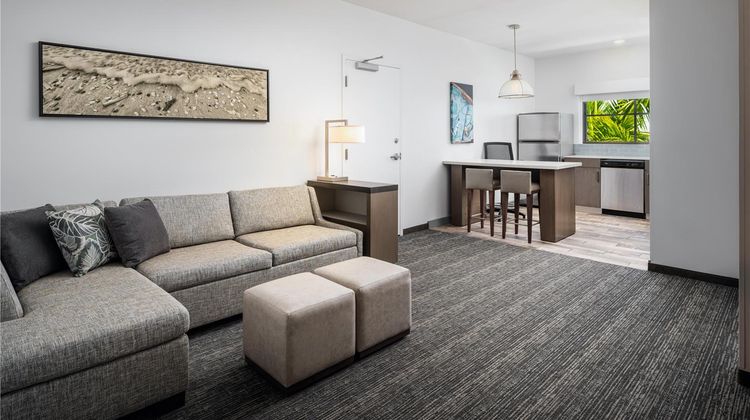 Hyatt House Naples/5th Avenue Suite