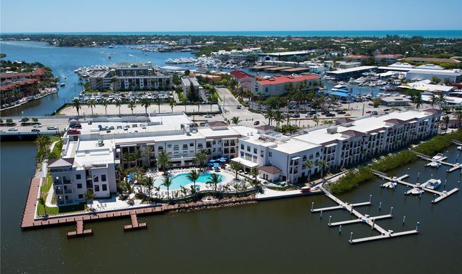 Hyatt House Naples/5th Avenue Exterior
