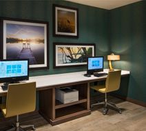 Hyatt House Naples/5th Avenue Lobby