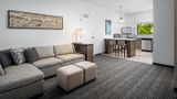 Hyatt House Naples/5th Avenue Suite
