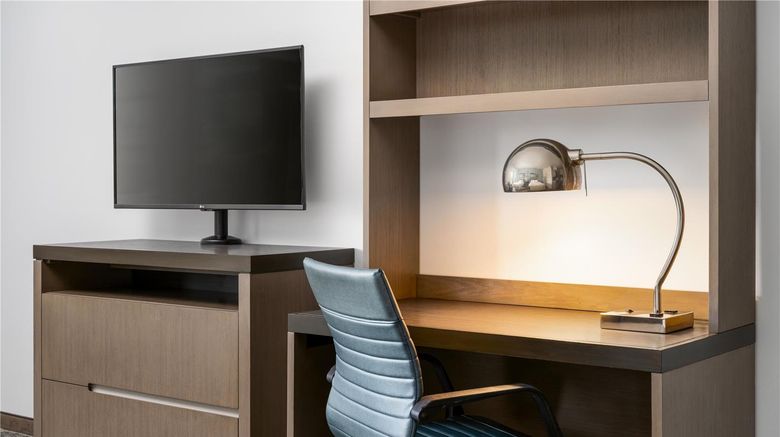 <b>Hyatt House Naples/5th Avenue Room</b>. Images powered by <a href="https://iceportal.shijigroup.com/" title="IcePortal" target="_blank">IcePortal</a>.