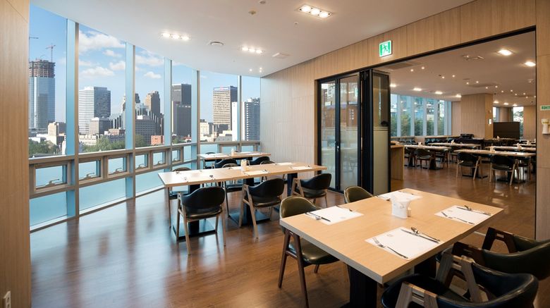 <b>Best Western Haeundae Hotel Restaurant</b>. Images powered by <a href="https://iceportal.shijigroup.com/" title="IcePortal" target="_blank">IcePortal</a>.