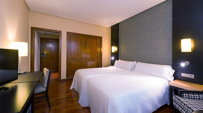 <b>Murcia Rincon de Pepe, affiliated Melia Room</b>. Images powered by <a href="https://iceportal.shijigroup.com/" title="IcePortal" target="_blank">IcePortal</a>.