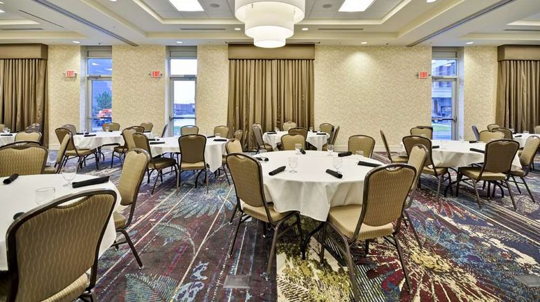 <b>Hilton Garden Inn Detroit Troy Meeting</b>. Images powered by <a href="https://iceportal.shijigroup.com/" title="IcePortal" target="_blank">IcePortal</a>.