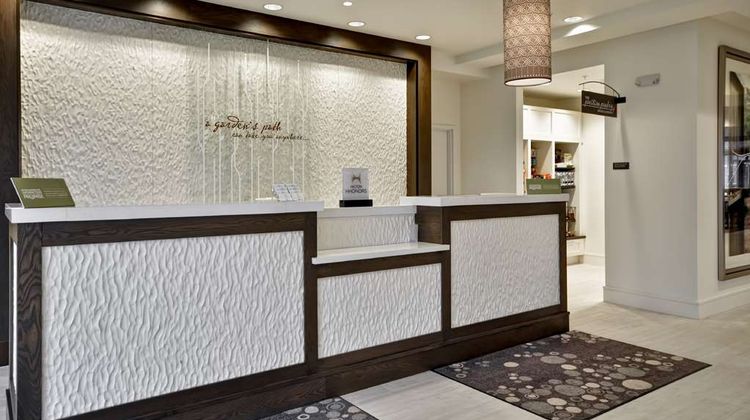 Hilton Garden Inn Detroit Troy Lobby