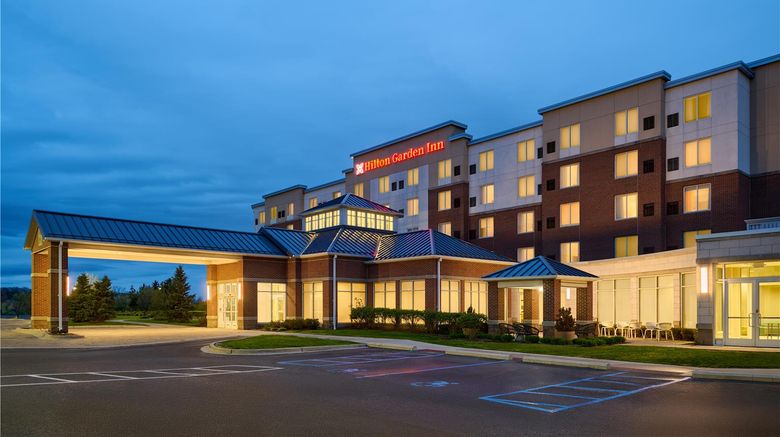<b>Hilton Garden Inn Detroit Troy Exterior</b>. Images powered by <a href="https://iceportal.shijigroup.com/" title="IcePortal" target="_blank">IcePortal</a>.
