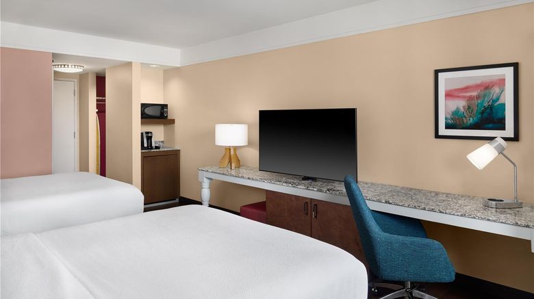 <b>Hilton Garden Inn Detroit Troy Room</b>. Images powered by <a href="https://iceportal.shijigroup.com/" title="IcePortal" target="_blank">IcePortal</a>.