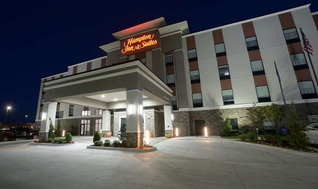 Hampton Inn & Suites Stillwater West Exterior
