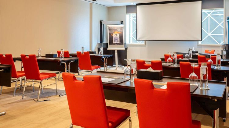 Ibis One Central Dubai Meeting