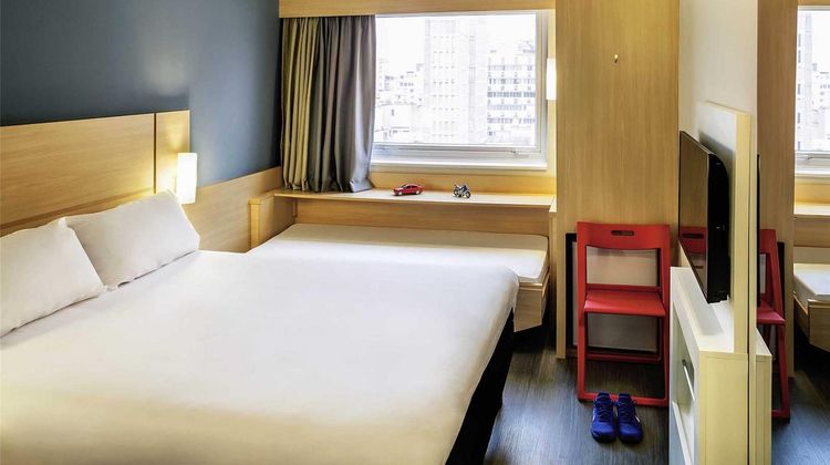 Ibis Copacabana Posto 5 Room