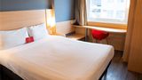 Ibis Copacabana Posto 5 Room