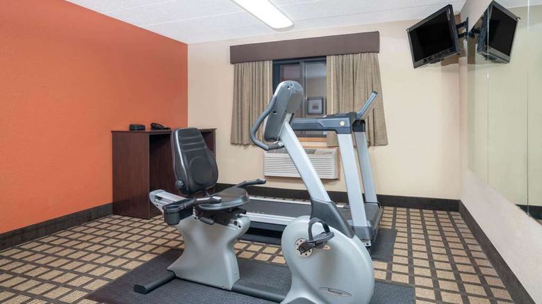 <b>Baymont Inn & Suites Lakeville Health</b>. Images powered by <a href="https://iceportal.shijigroup.com/" title="IcePortal" target="_blank">IcePortal</a>.