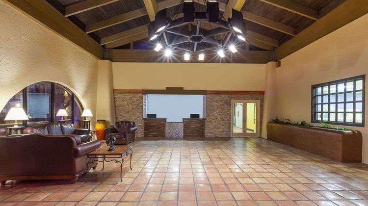 Days Inn Uvalde Lobby