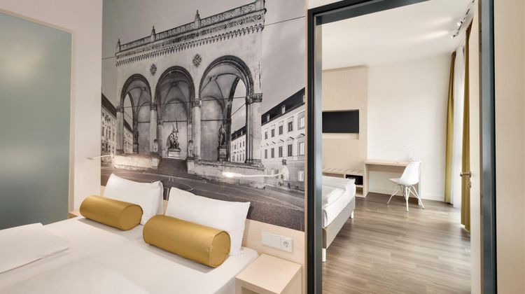 Super 8 Munich City North Room