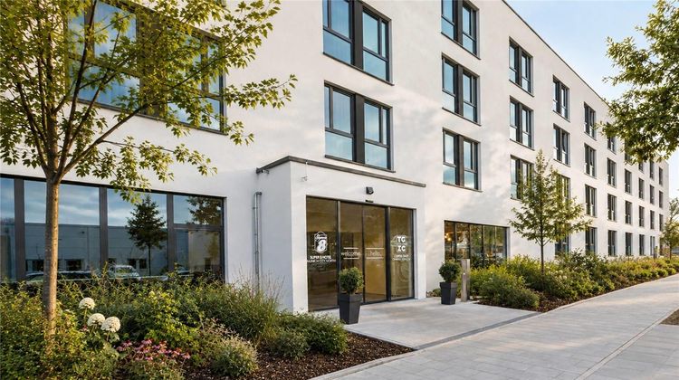 Super 8 Munich City North Exterior