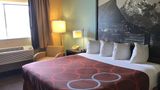 Super 8 Evansville Room