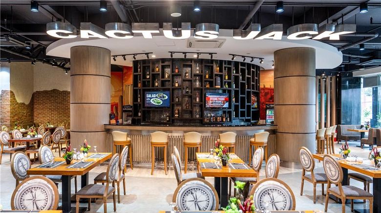 <b>Best Western Plus Hotel Subic Restaurant</b>. Images powered by <a href="https://iceportal.shijigroup.com/" title="IcePortal" target="_blank">IcePortal</a>.