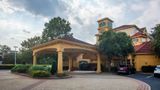 La Quinta Inn & Suites Airport South Exterior