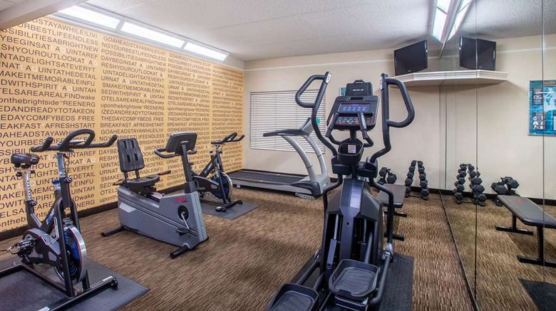 <b>La Quinta Inn & Suites Airport South Health</b>. Images powered by <a href="https://iceportal.shijigroup.com/" title="IcePortal" target="_blank">IcePortal</a>.