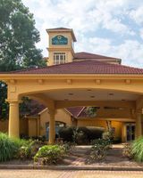 La Quinta Inn & Suites Airport South