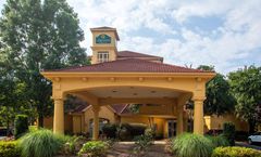 La Quinta Inn & Suites Airport South