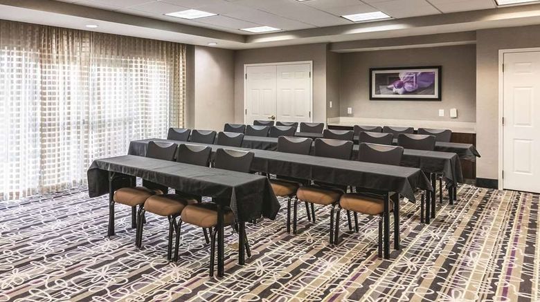 <b>La Quinta Inn & Stes Orlando Airport N Meeting</b>. Images powered by <a href="https://iceportal.shijigroup.com/" title="IcePortal" target="_blank">IcePortal</a>.