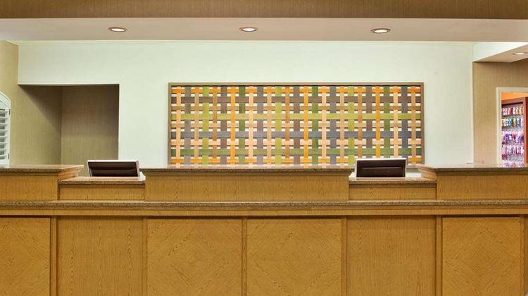 La Quinta Inn & Stes Greenville/Haywood Lobby