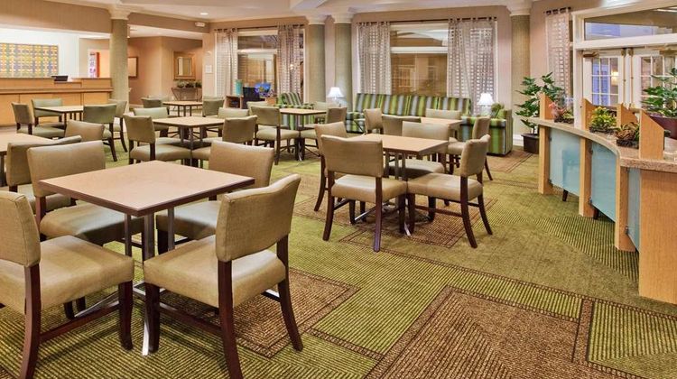 La Quinta Inn & Stes Greenville/Haywood Lobby