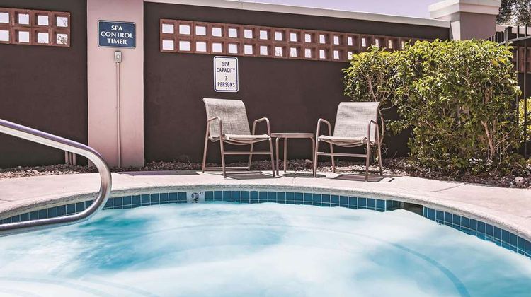 La Quinta Inn & Stes Las Vegas Pool