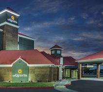 La Quinta Inn & Stes Las Vegas Exterior