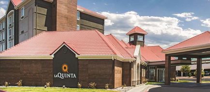 La Quinta Inn & Stes Las Vegas Exterior