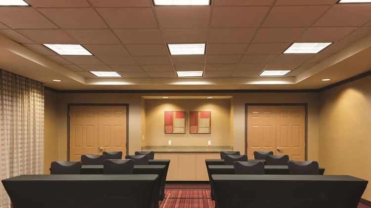 La Quinta Inn & Suites Ballpark/Galleria Meeting