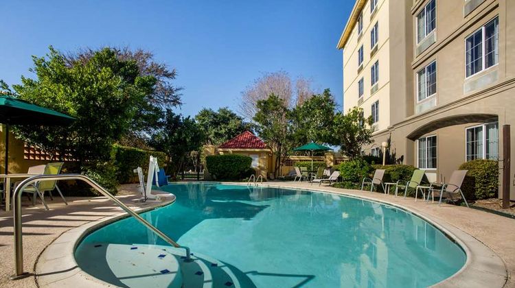 La Quinta Inn & Stes Austin SW at Mopac Pool