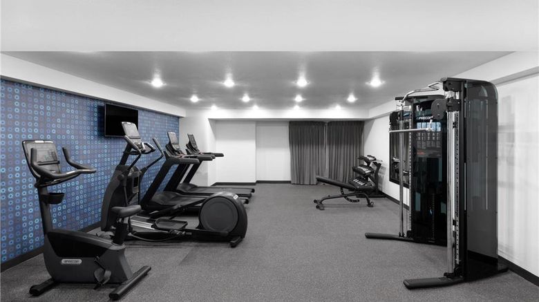 <b>La Quinta Inn & Stes Houston Bush Intl Health</b>. Images powered by <a href="https://iceportal.shijigroup.com/" title="IcePortal" target="_blank">IcePortal</a>.