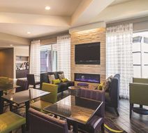 La Quinta Inn & Suites Oklahoma City Lobby