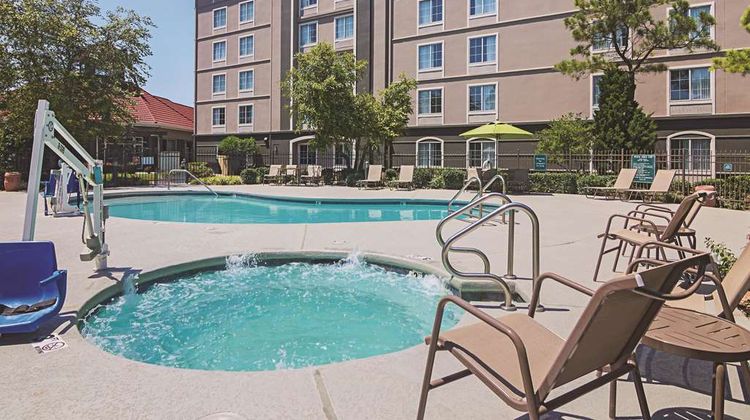 La Quinta Inn & Suites Oklahoma City Pool