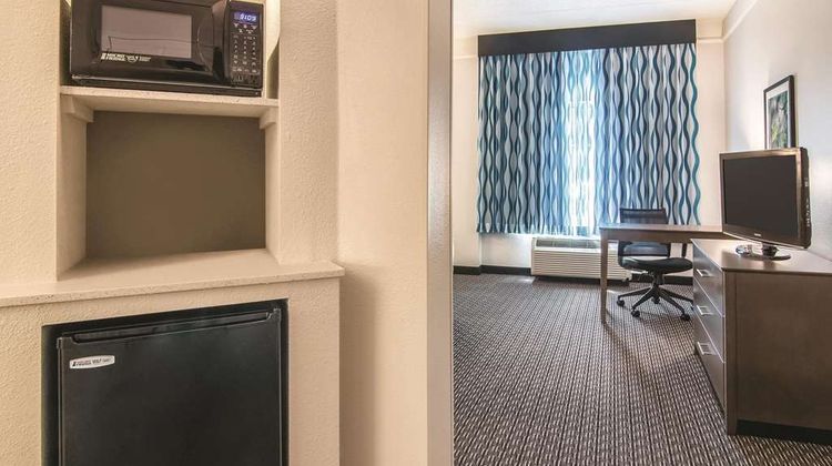 La Quinta Inn & Suites Orlando UCF Room