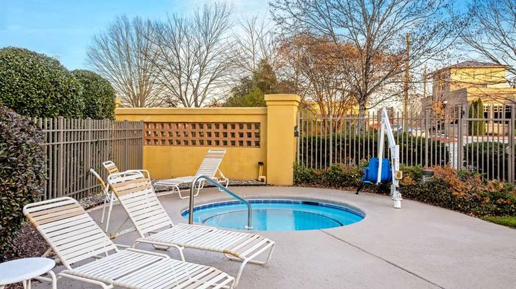La Quinta Inn & Suites Winston-Salem Pool