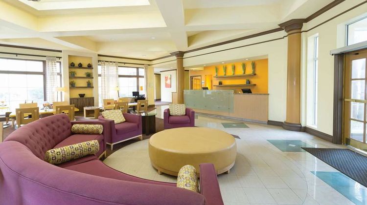 La Quinta Inn & Suites Research Triangle Lobby