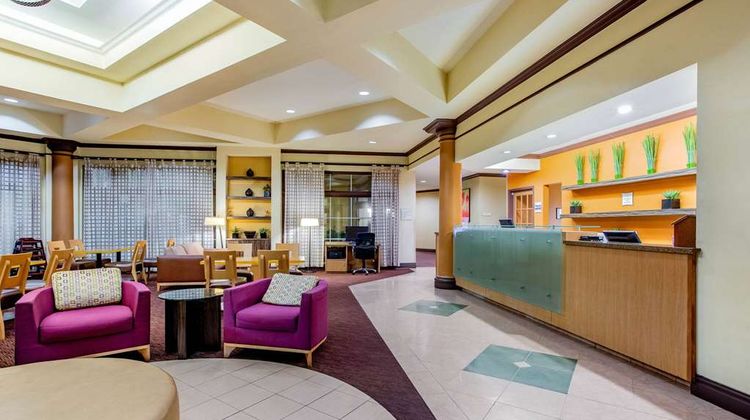 La Quinta Inn & Suites Research Triangle Lobby
