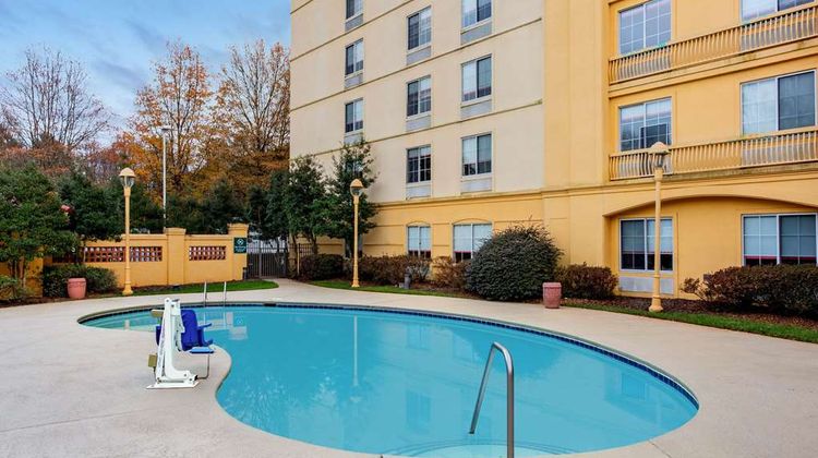 La Quinta Inn & Suites Research Triangle Pool