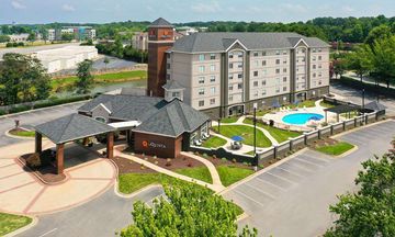 La Quinta Inn & Suites Greensboro
