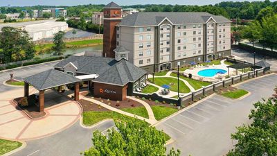 La Quinta Inn & Suites Greensboro